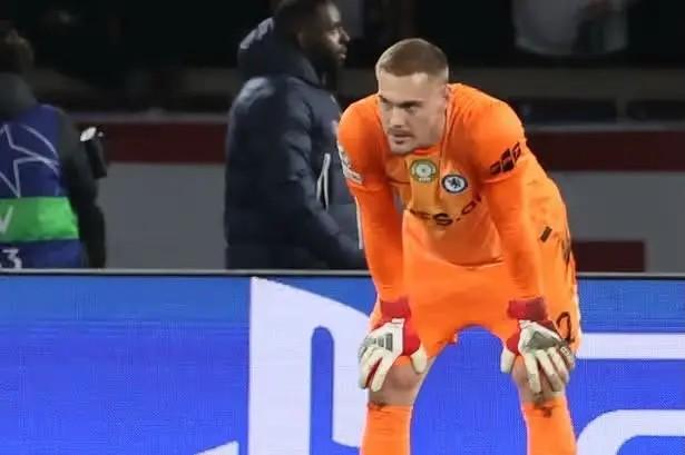 直播APP-现在还是吗？舒梅切尔赛前曾说“约恩森被告知他是蓝军一门”